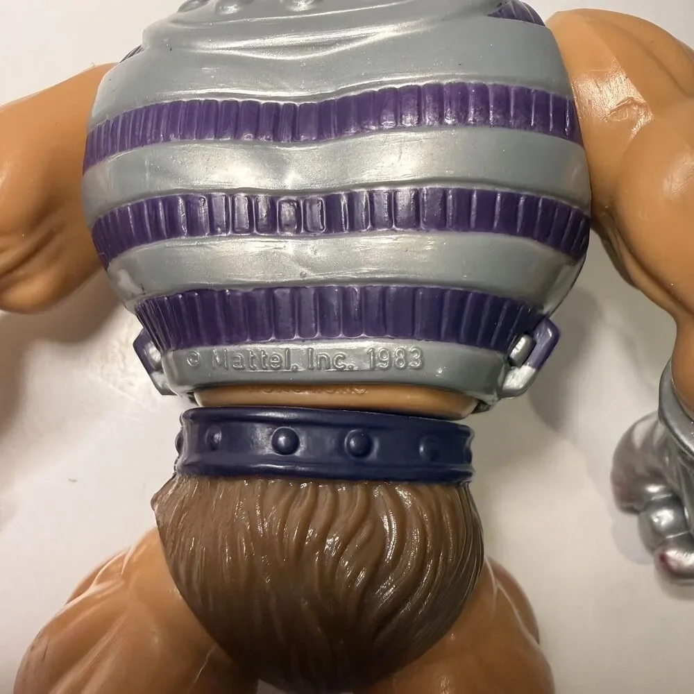 VTG Masters Of The Universe Fisto He-Man Action Figure 1983 With Chest Armor